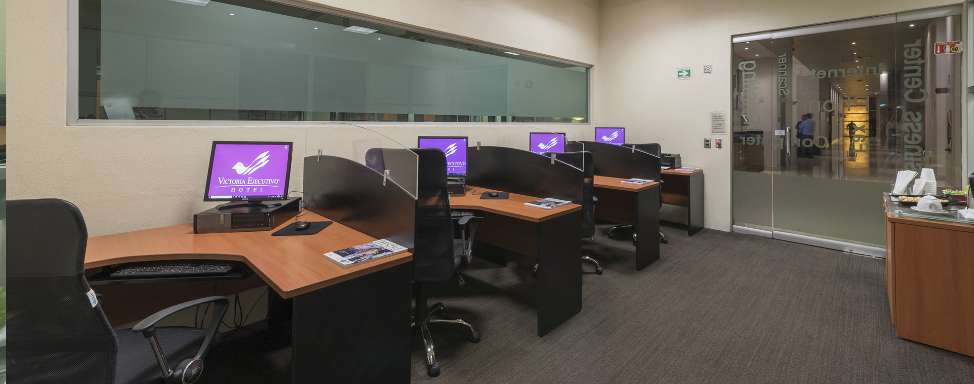 Meeting rooms and business center